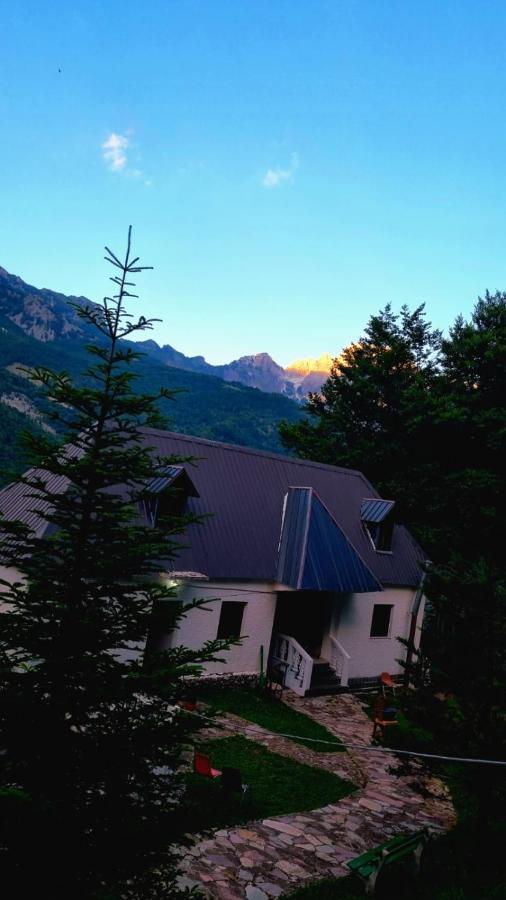 Bujtina Te Grima Hotel Theth Ngoại thất bức ảnh