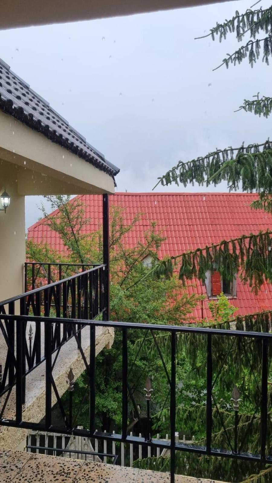 Bujtina Te Grima Hotel Theth Ngoại thất bức ảnh